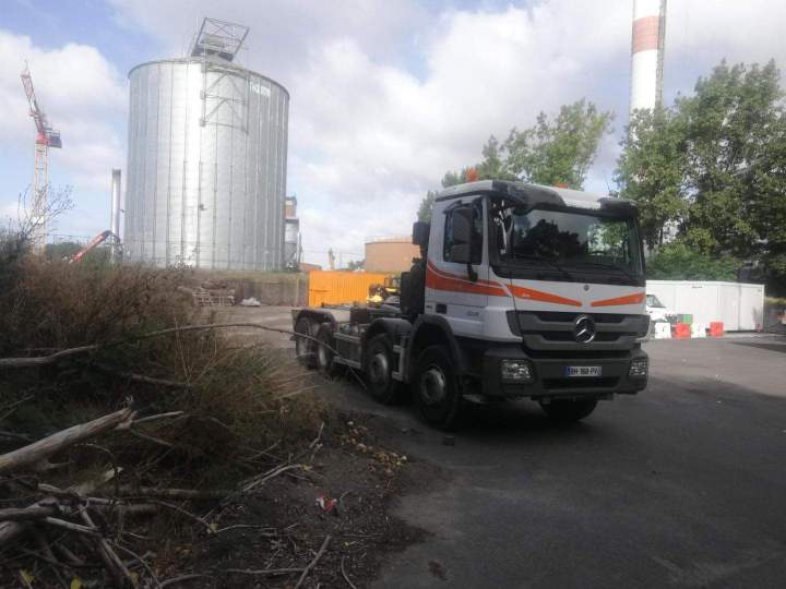 Loueur de camions bennes Noisy-le-Grand